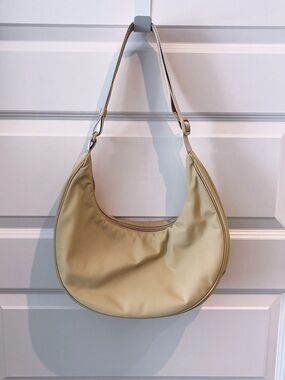 NWOT Aritzia Half Boon Crescent Shoulder Bag in Tan